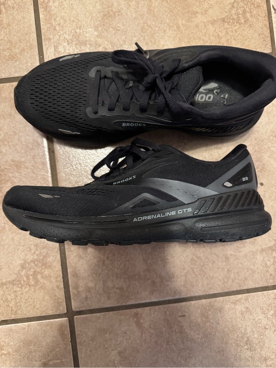Brooks Shoes - Black Brooks Adrenaline GTS 23
